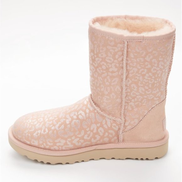 UGG Shoes - UGG WOMEN'S CLASSIC SHORT SNOW LEOPARD